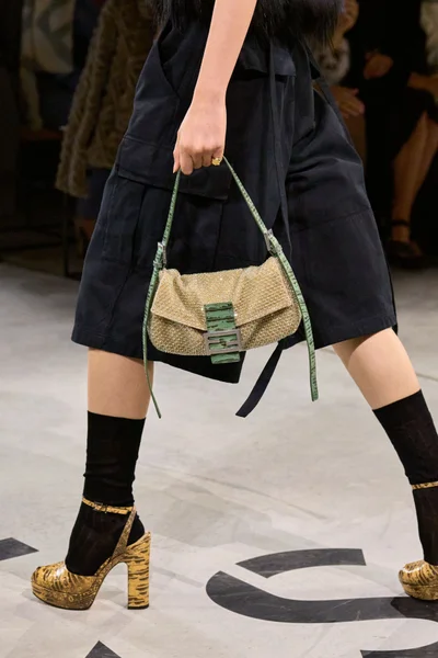 Look 102